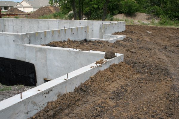 Foundation Wall Installation Service